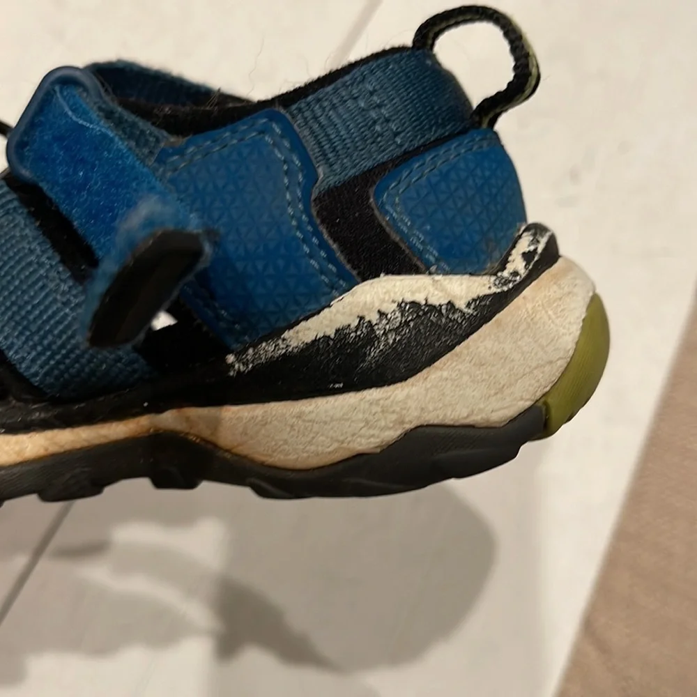 Keen Kids Newport Neo H2 (Little Kid/Boy) Blue Legion Sz 6 Based on measurements